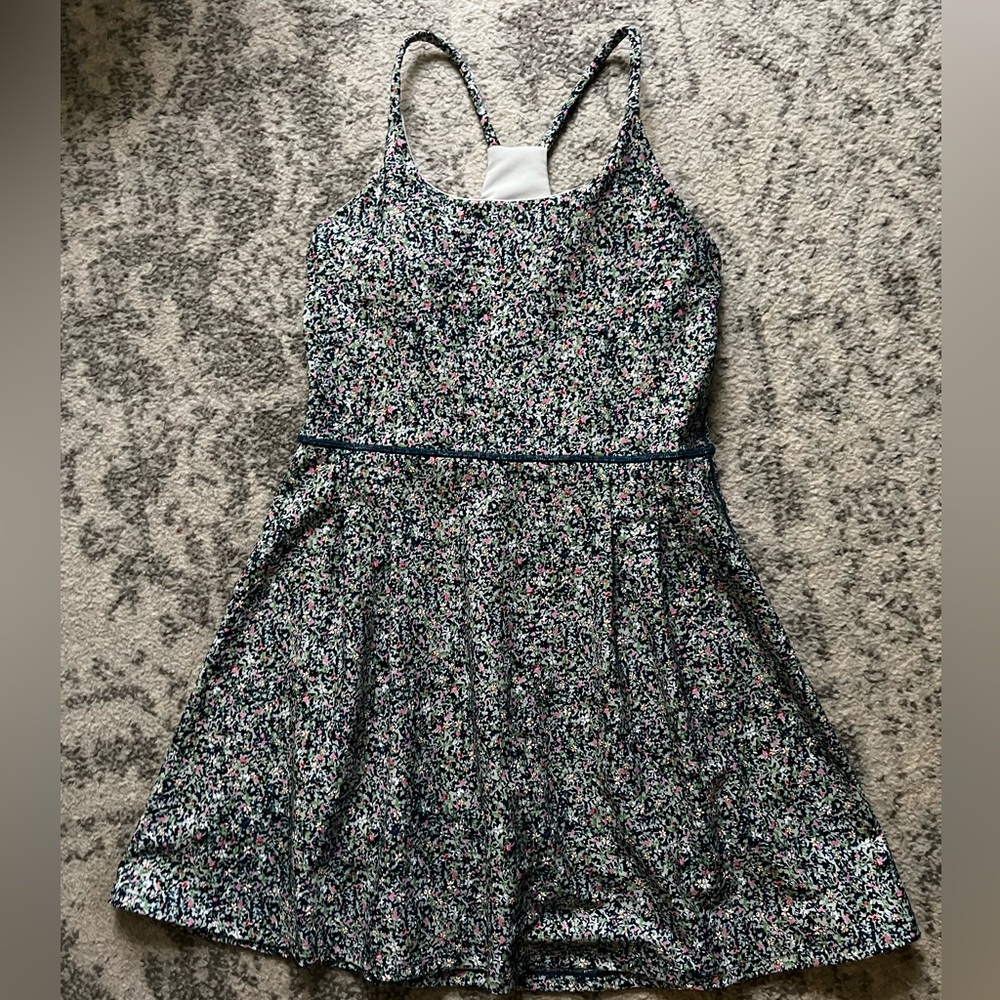 Women’s athletic dress
